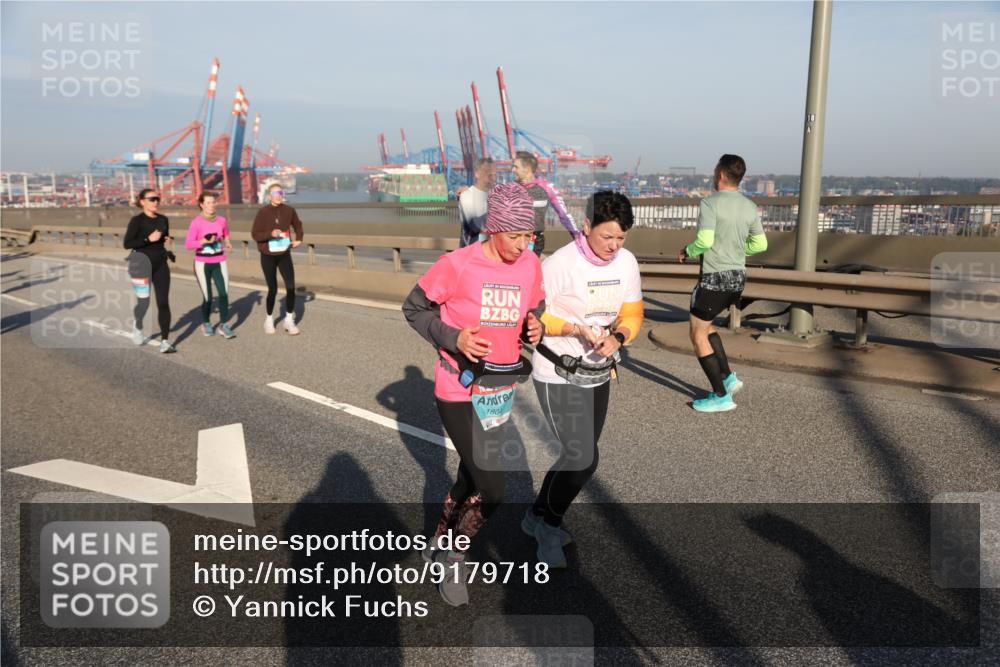 03.10.2025 - Köhlbrandbrückenlauf Yannick Fuchs http://msf.ph/oto/9179718 03.10.2025 08:52:51 Position 2 1804 meine-sportfotos.de