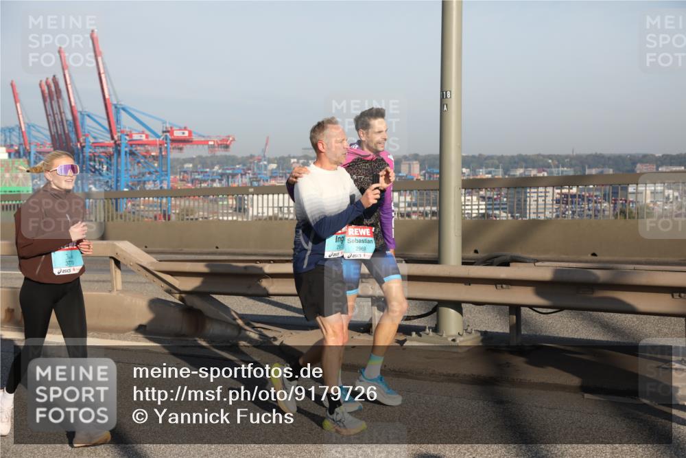03.10.2025 - Köhlbrandbrückenlauf Yannick Fuchs http://msf.ph/oto/9179726 03.10.2025 08:52:53 Position 2 3770, 2969, 118 meine-sportfotos.de