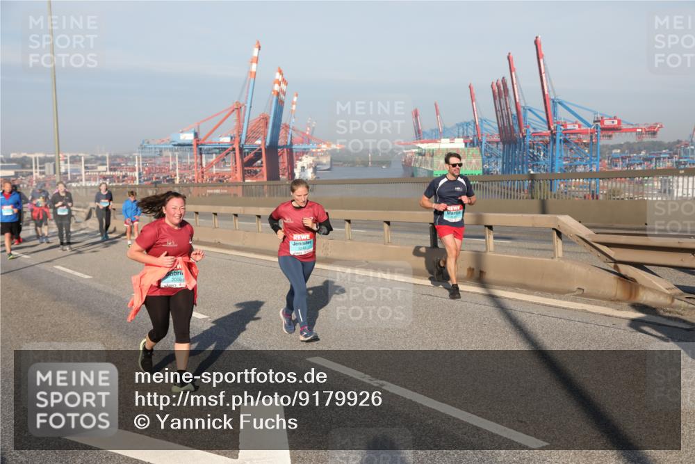 03.10.2025 - Köhlbrandbrückenlauf Yannick Fuchs http://msf.ph/oto/9179926 03.10.2025 08:53:17 Position 2 2008, 3240 meine-sportfotos.de
