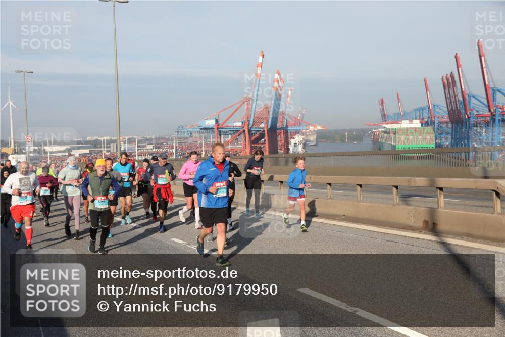 03.10.2025 - Köhlbrandbrückenlauf Yannick Fuchs http://msf.ph/oto/9179950 03.10.2025 08:53:22 Position 2  meine-sportfotos.de