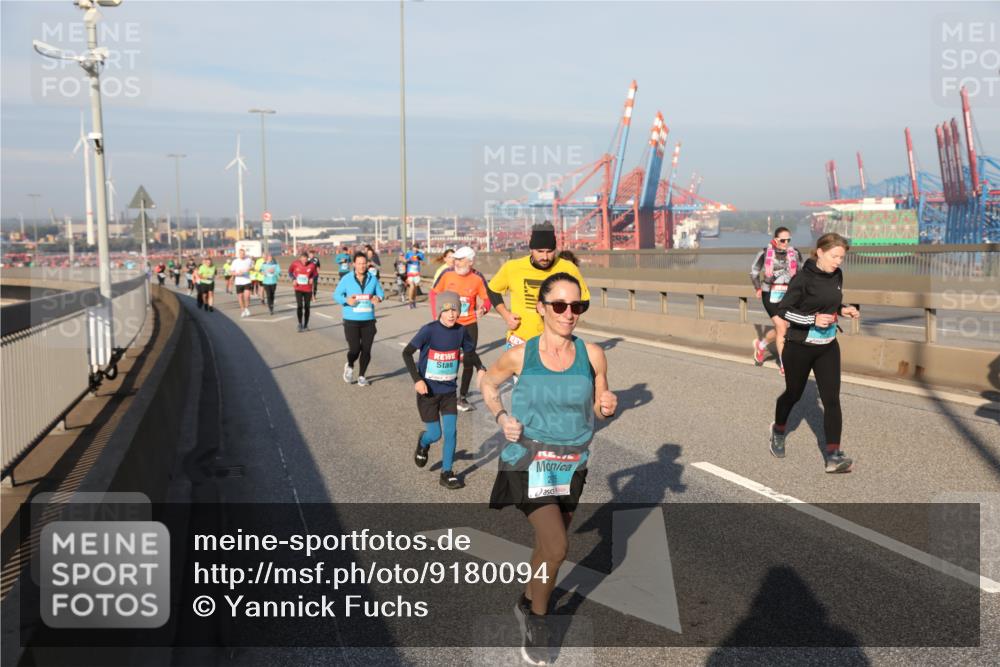 03.10.2025 - Köhlbrandbrückenlauf Yannick Fuchs http://msf.ph/oto/9180094 03.10.2025 08:53:38 Position 2  meine-sportfotos.de