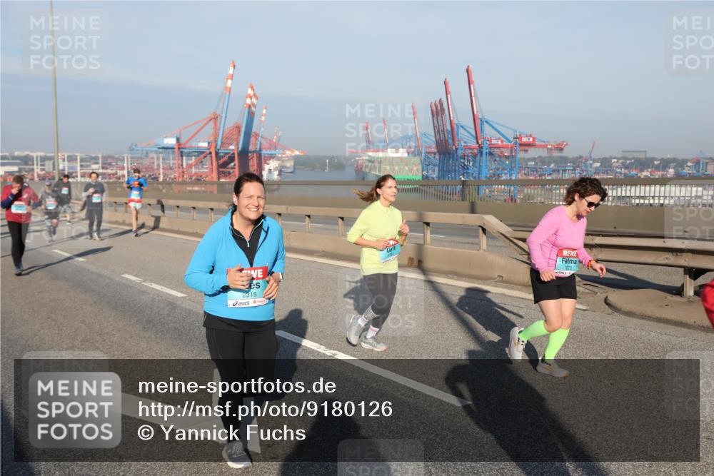 03.10.2025 - Köhlbrandbrückenlauf Yannick Fuchs http://msf.ph/oto/9180126 03.10.2025 08:53:42 Position 2 2315, 1629 meine-sportfotos.de