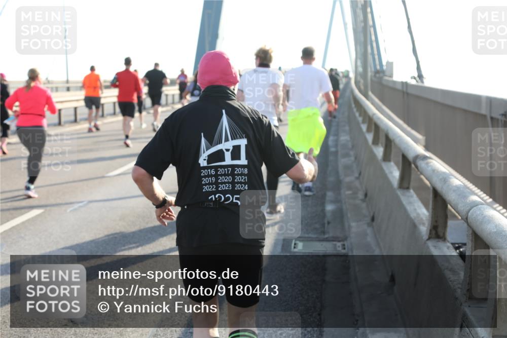 03.10.2025 - Köhlbrandbrückenlauf Yannick Fuchs http://msf.ph/oto/9180443 03.10.2025 08:54:41 Position 2 2016, 2017, 2018, 2019, 2020, 2021, 2022, 2023, 2024, 1925 meine-sportfotos.de