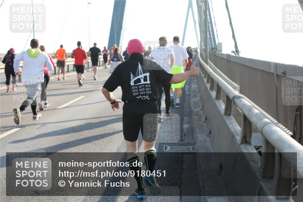 03.10.2025 - Köhlbrandbrückenlauf Yannick Fuchs http://msf.ph/oto/9180451 03.10.2025 08:54:42 Position 2 2016, 2017, 2018, 2019, 2020, 2021, 2022, 2023, 2024, 2 meine-sportfotos.de