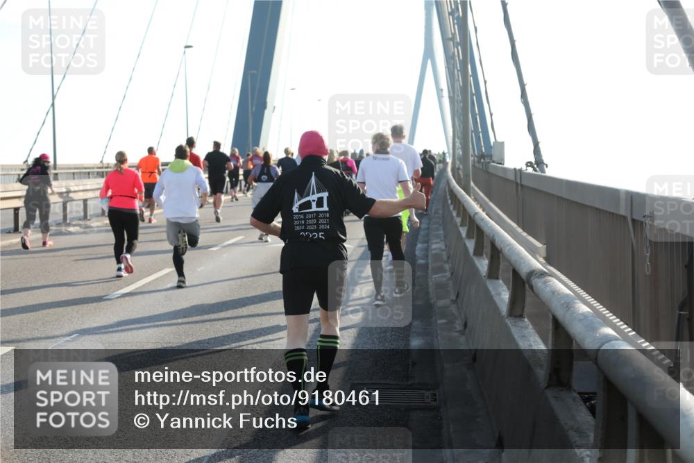 03.10.2025 - Köhlbrandbrückenlauf Yannick Fuchs http://msf.ph/oto/9180461 03.10.2025 08:54:43 Position 2 2016, 2017, 2018, 2019, 2020, 2021, 2022, 2023, 2024, 3225 meine-sportfotos.de