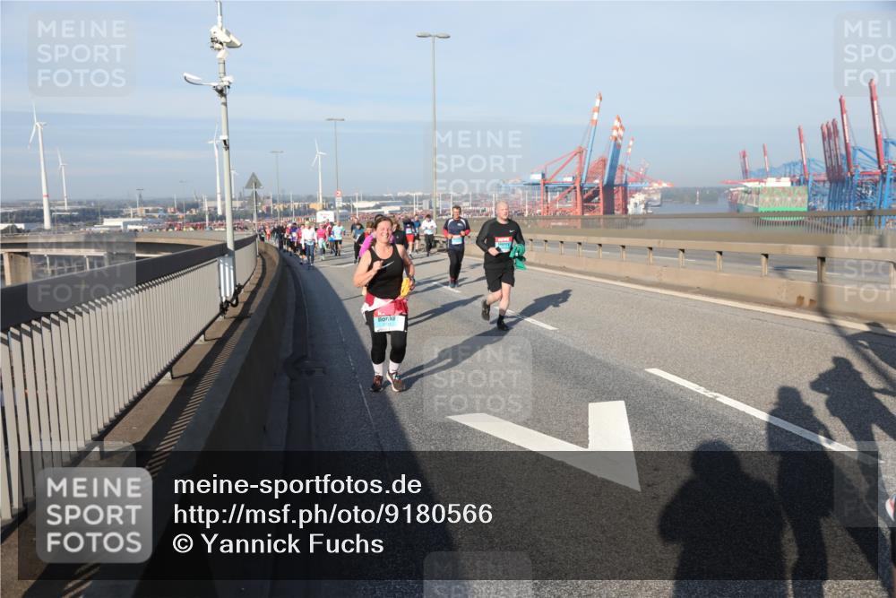 03.10.2025 - Köhlbrandbrückenlauf Yannick Fuchs http://msf.ph/oto/9180566 03.10.2025 08:54:58 Position 2  meine-sportfotos.de