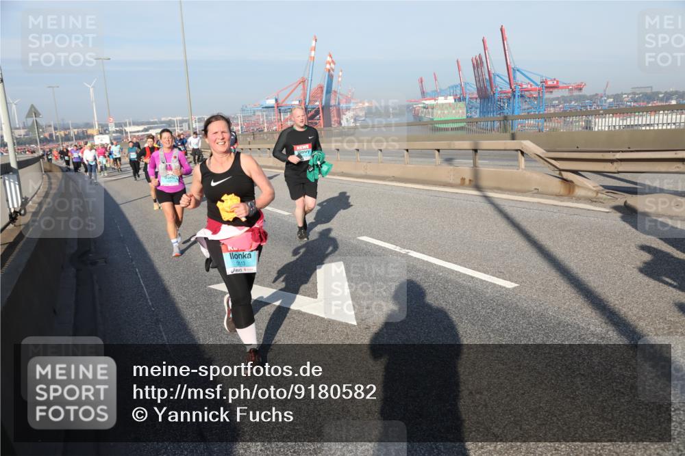 03.10.2025 - Köhlbrandbrückenlauf Yannick Fuchs http://msf.ph/oto/9180582 03.10.2025 08:54:59 Position 2 3113 meine-sportfotos.de