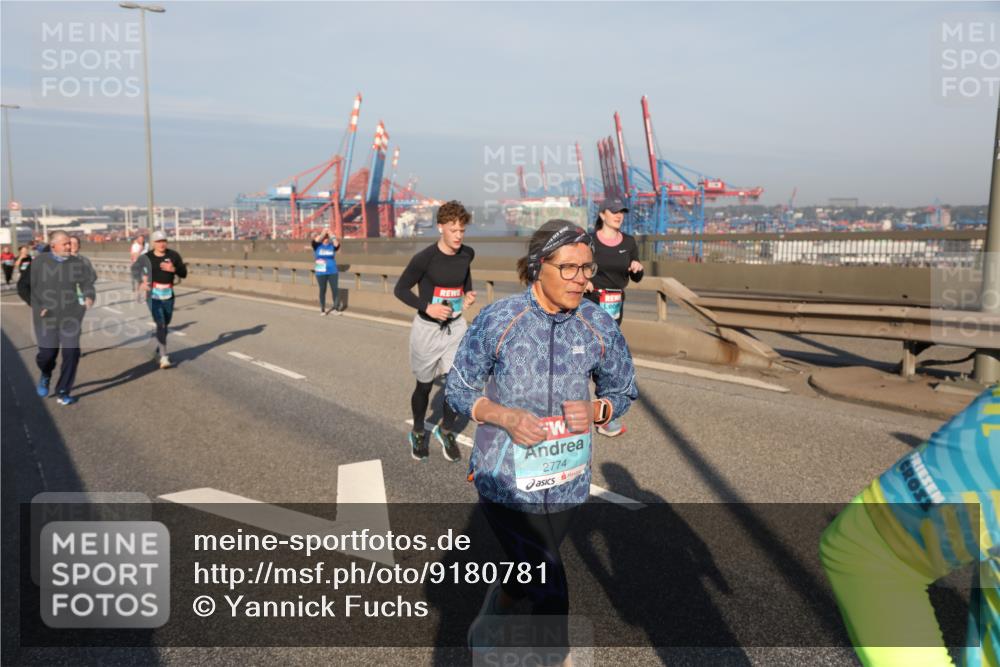 03.10.2025 - Köhlbrandbrückenlauf Yannick Fuchs http://msf.ph/oto/9180781 03.10.2025 08:55:20 Position 2 2774 meine-sportfotos.de