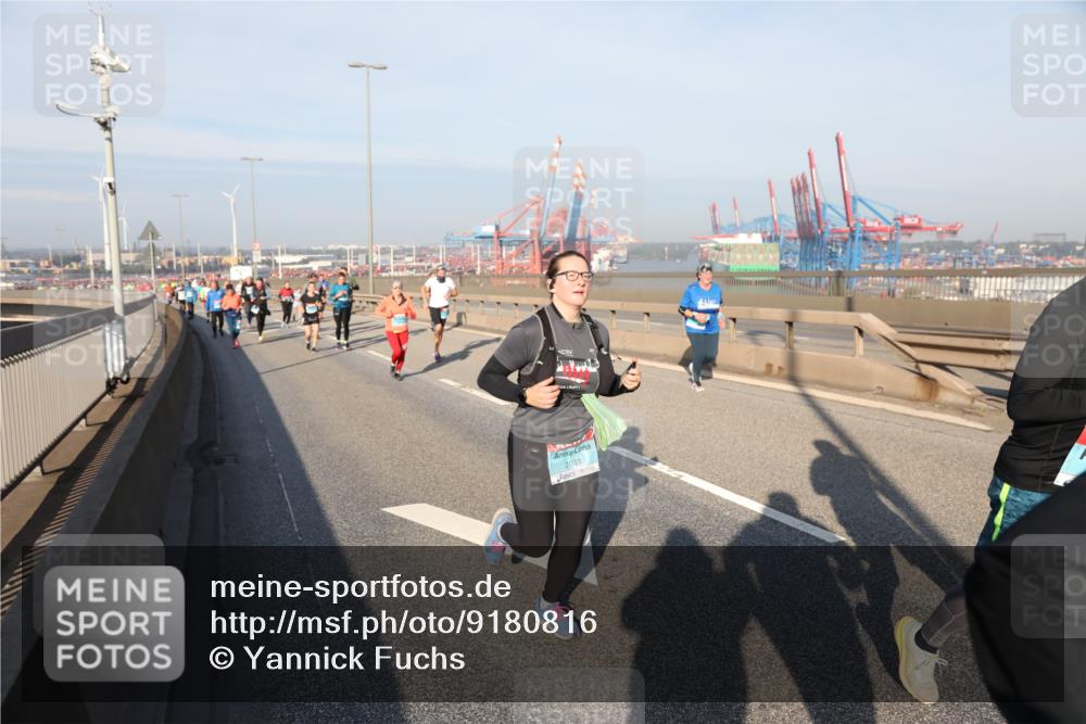 03.10.2025 - Köhlbrandbrückenlauf Yannick Fuchs http://msf.ph/oto/9180816 03.10.2025 08:55:24 Position 2 2031 meine-sportfotos.de
