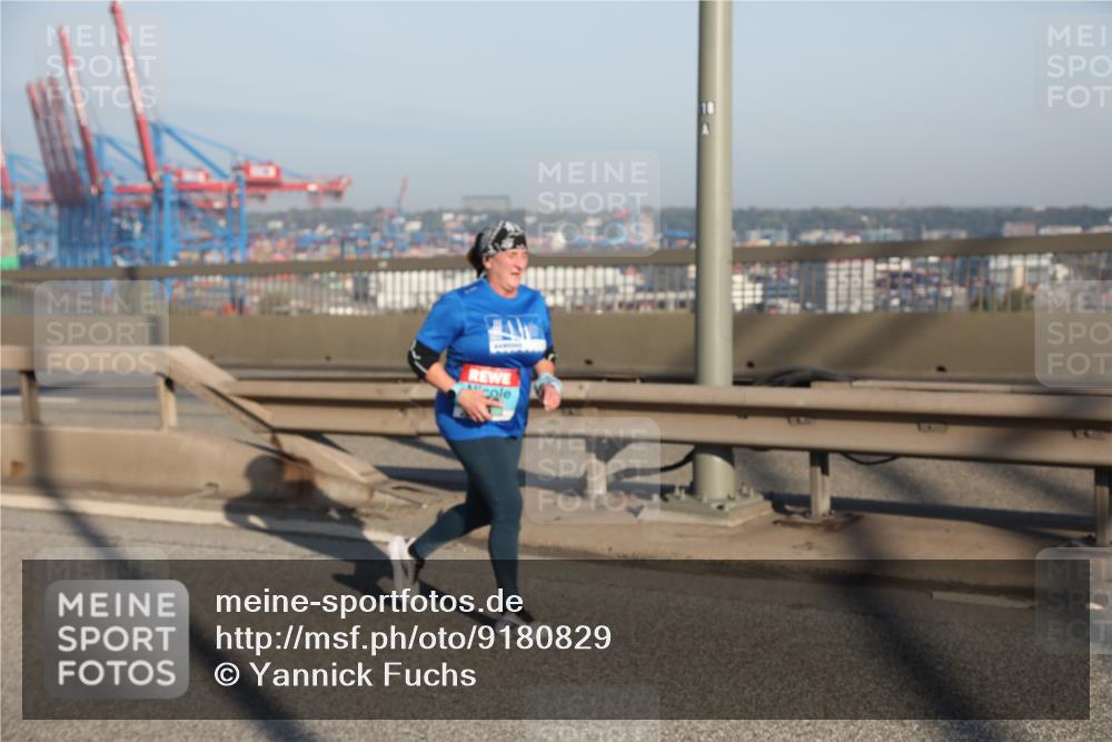 03.10.2025 - Köhlbrandbrückenlauf Yannick Fuchs http://msf.ph/oto/9180829 03.10.2025 08:55:26 Position 2  meine-sportfotos.de