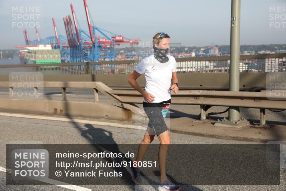 03.10.2025 - Köhlbrandbrückenlauf Yannick Fuchs http://msf.ph/oto/9180851 03.10.2025 08:55:29 Position 2 118 meine-sportfotos.de