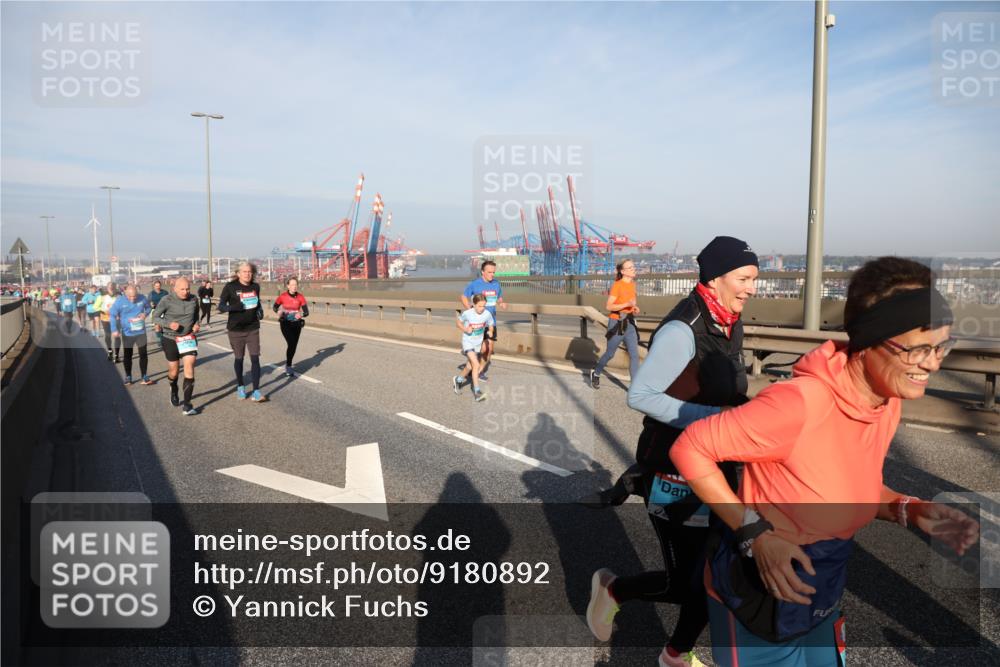 03.10.2025 - Köhlbrandbrückenlauf Yannick Fuchs http://msf.ph/oto/9180892 03.10.2025 08:55:34 Position 2  meine-sportfotos.de