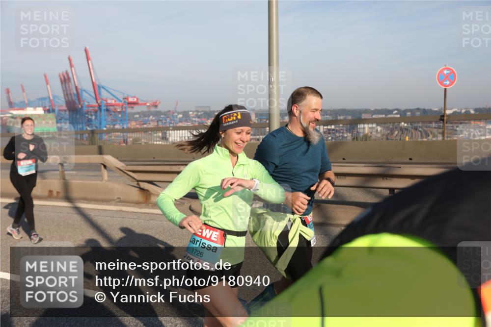 03.10.2025 - Köhlbrandbrückenlauf Yannick Fuchs http://msf.ph/oto/9180940 03.10.2025 08:55:41 Position 2 1726 meine-sportfotos.de
