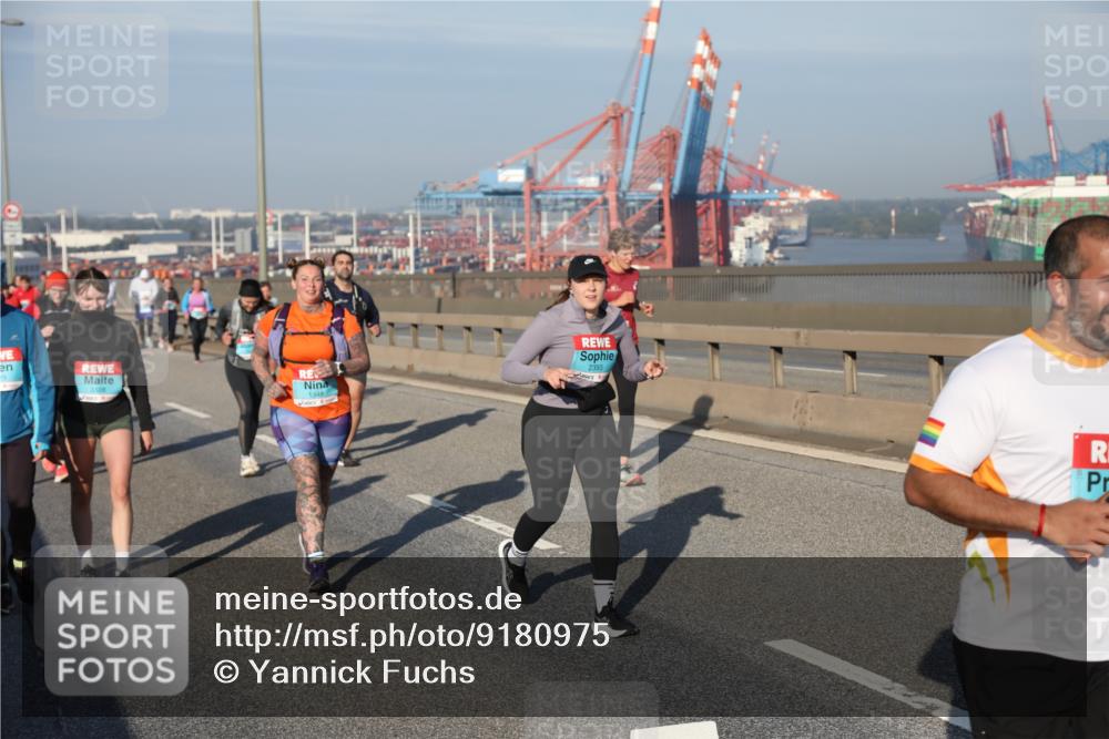 03.10.2025 - Köhlbrandbrückenlauf Yannick Fuchs http://msf.ph/oto/9180975 03.10.2025 08:55:46 Position 2 1348 meine-sportfotos.de