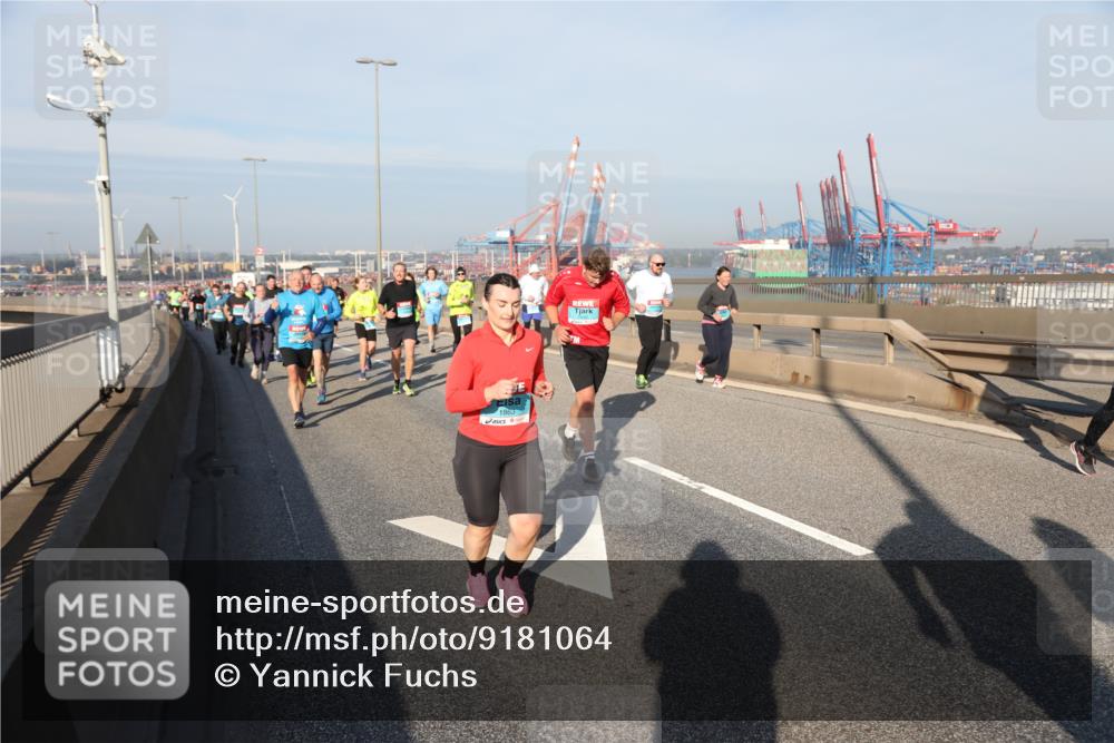 03.10.2025 - Köhlbrandbrückenlauf Yannick Fuchs http://msf.ph/oto/9181064 03.10.2025 08:56:00 Position 2 1863 meine-sportfotos.de