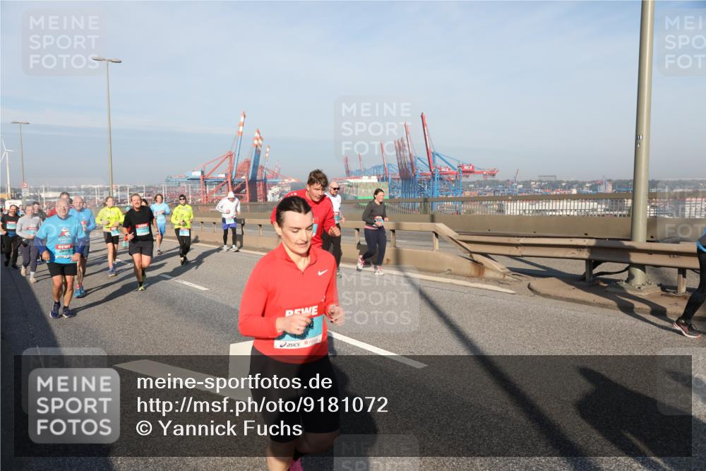 03.10.2025 - Köhlbrandbrückenlauf Yannick Fuchs http://msf.ph/oto/9181072 03.10.2025 08:56:00 Position 2  meine-sportfotos.de