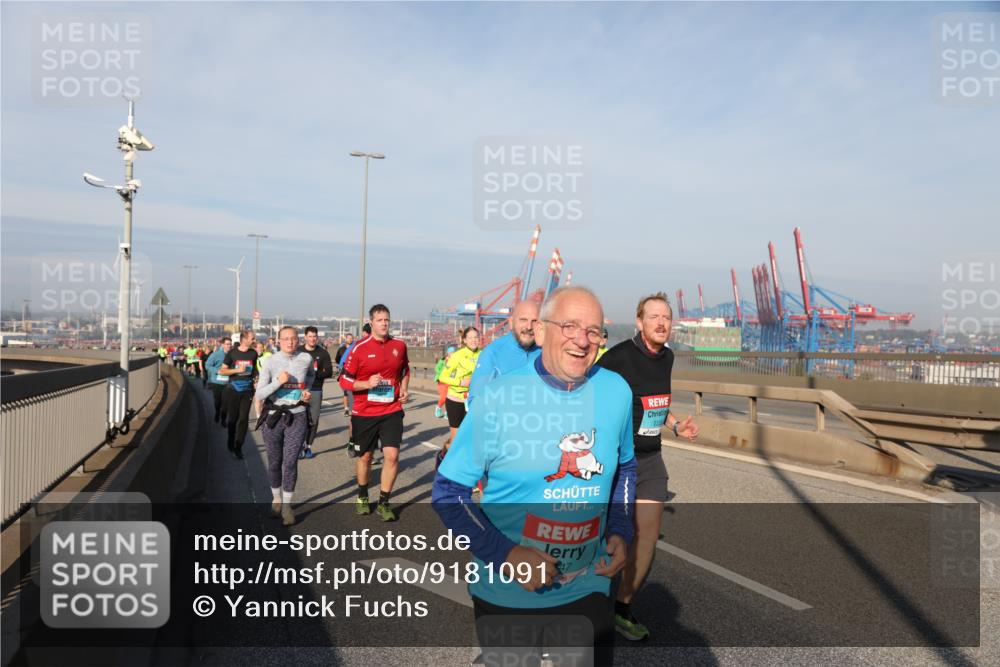03.10.2025 - Köhlbrandbrückenlauf Yannick Fuchs http://msf.ph/oto/9181091 03.10.2025 08:56:03 Position 2  meine-sportfotos.de