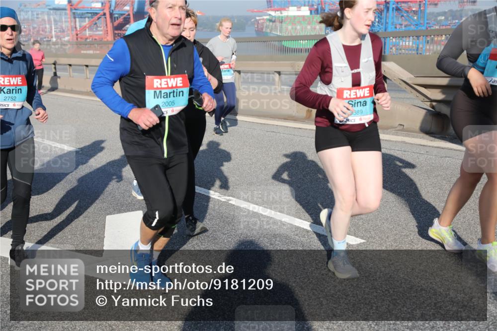 03.10.2025 - Köhlbrandbrückenlauf Yannick Fuchs http://msf.ph/oto/9181209 03.10.2025 08:56:25 Position 2 2752, 2005, 3389 meine-sportfotos.de