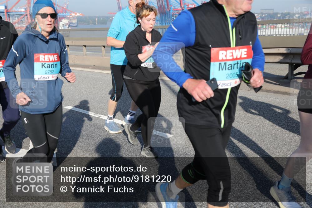 03.10.2025 - Köhlbrandbrückenlauf Yannick Fuchs http://msf.ph/oto/9181220 03.10.2025 08:56:26 Position 2 2752, 174, 2005 meine-sportfotos.de