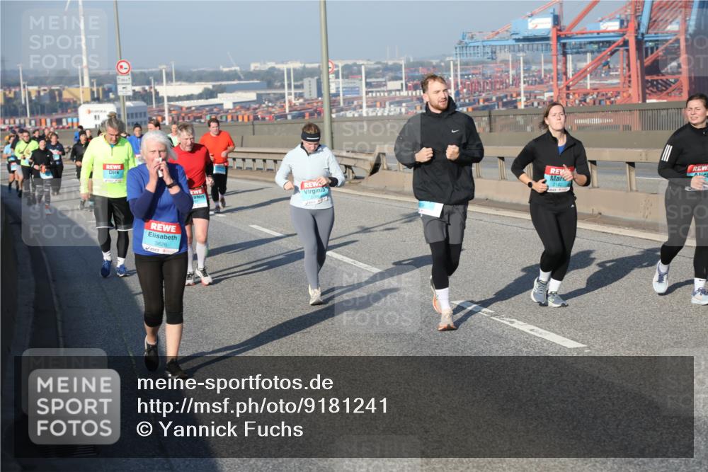 03.10.2025 - Köhlbrandbrückenlauf Yannick Fuchs http://msf.ph/oto/9181241 03.10.2025 08:56:29 Position 2 3626, 2162 meine-sportfotos.de