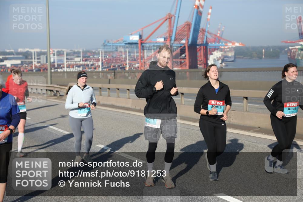 03.10.2025 - Köhlbrandbrückenlauf Yannick Fuchs http://msf.ph/oto/9181253 03.10.2025 08:56:31 Position 2 2059, 2237 meine-sportfotos.de
