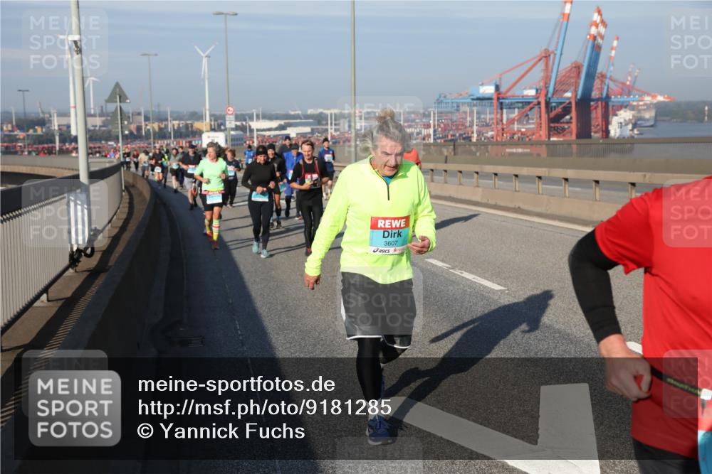 03.10.2025 - Köhlbrandbrückenlauf Yannick Fuchs http://msf.ph/oto/9181285 03.10.2025 08:56:36 Position 2 3607 meine-sportfotos.de