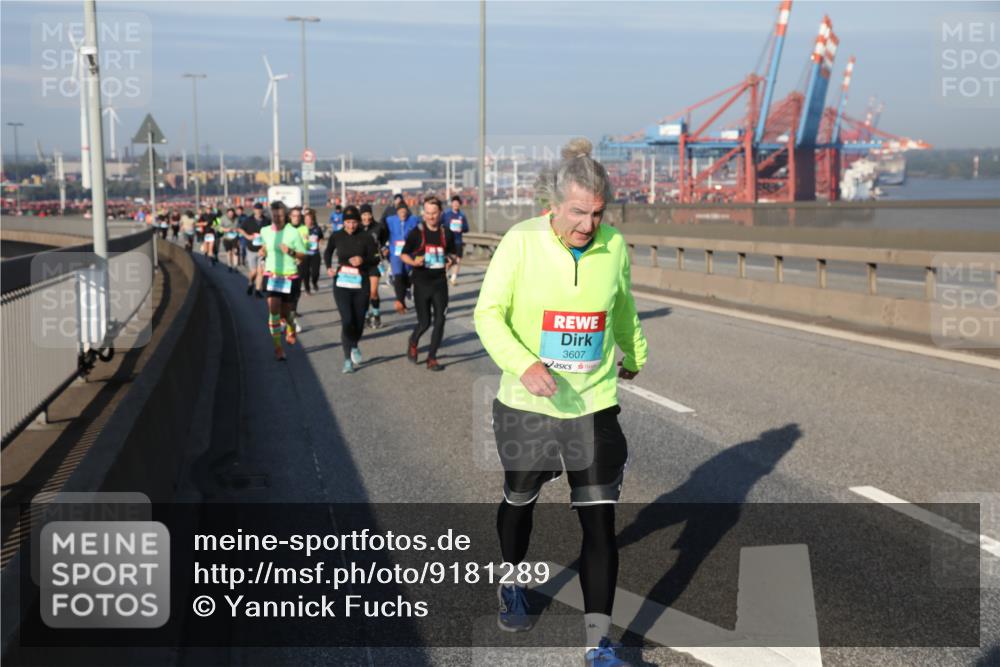 03.10.2025 - Köhlbrandbrückenlauf Yannick Fuchs http://msf.ph/oto/9181289 03.10.2025 08:56:36 Position 2 3607 meine-sportfotos.de