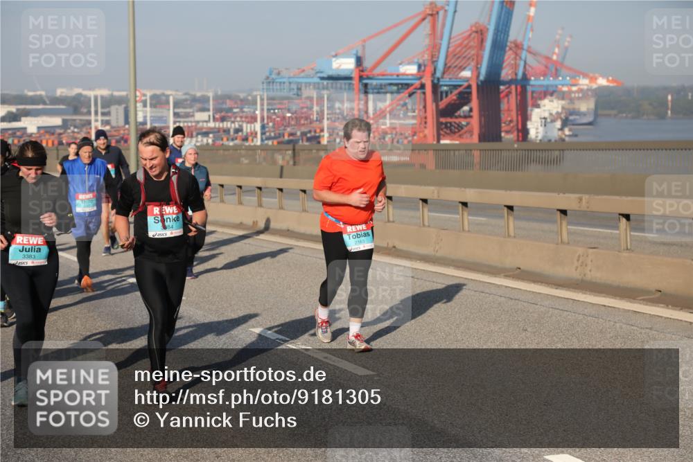 03.10.2025 - Köhlbrandbrückenlauf Yannick Fuchs http://msf.ph/oto/9181305 03.10.2025 08:56:38 Position 2 3383, 384, 2163 meine-sportfotos.de