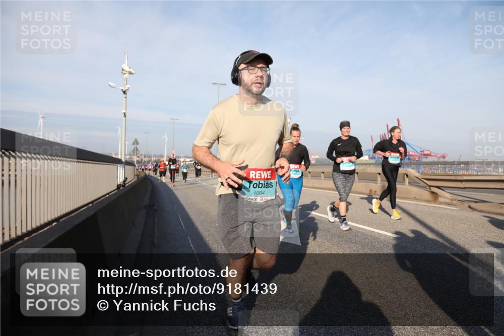 03.10.2025 - Köhlbrandbrückenlauf Yannick Fuchs http://msf.ph/oto/9181439 03.10.2025 08:56:55 Position 2 1004 meine-sportfotos.de