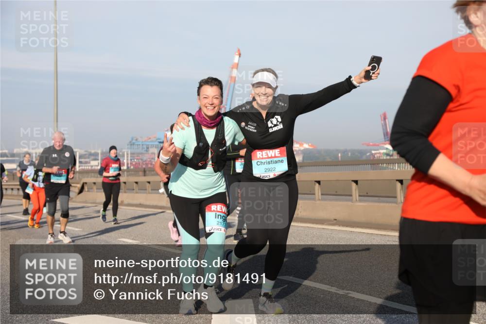 03.10.2025 - Köhlbrandbrückenlauf Yannick Fuchs http://msf.ph/oto/9181491 03.10.2025 08:57:05 Position 2 2177, 2922 meine-sportfotos.de