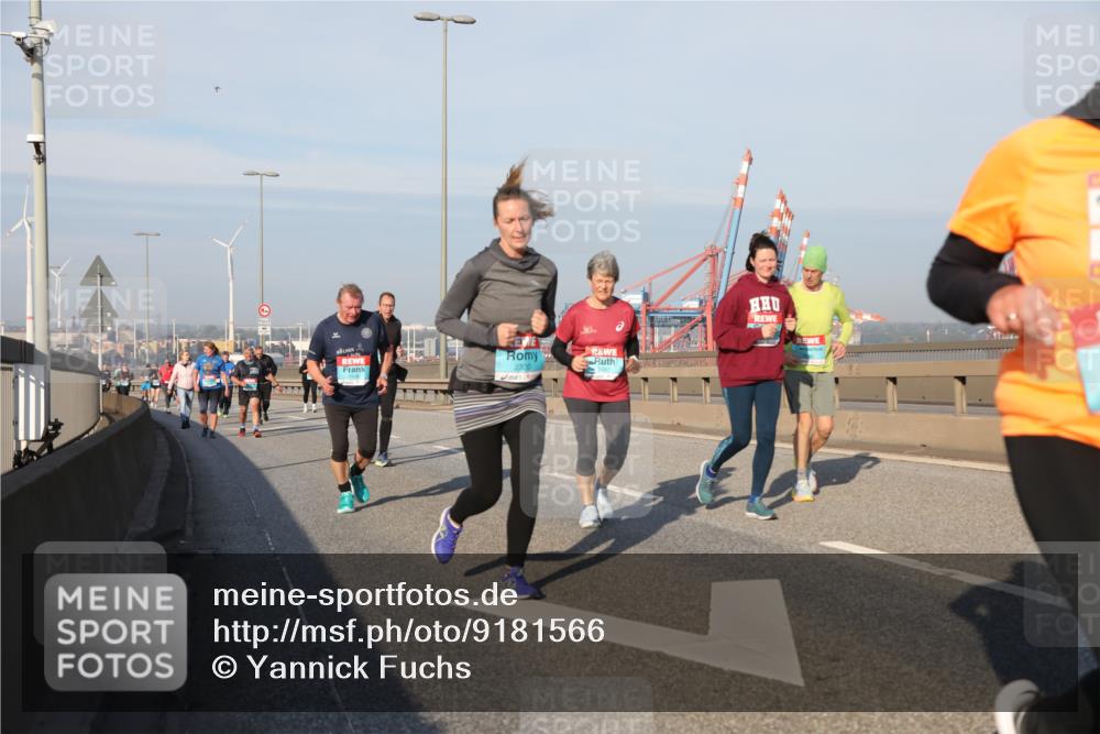 03.10.2025 - Köhlbrandbrückenlauf Yannick Fuchs http://msf.ph/oto/9181566 03.10.2025 08:57:15 Position 2 2320 meine-sportfotos.de