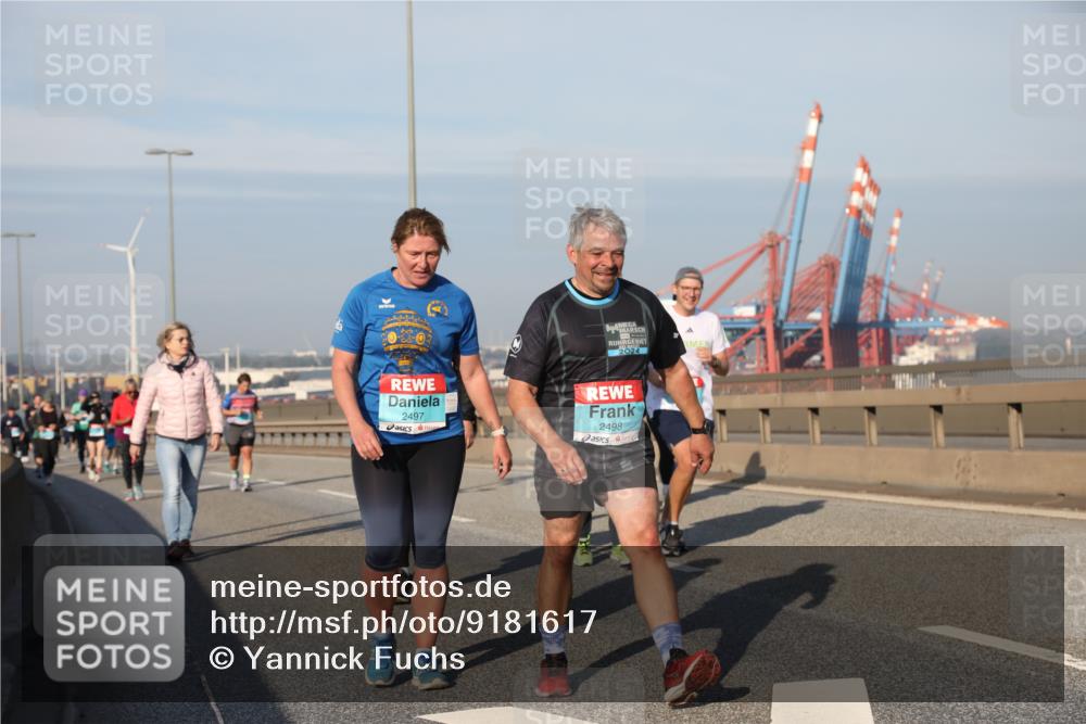 03.10.2025 - Köhlbrandbrückenlauf Yannick Fuchs http://msf.ph/oto/9181617 03.10.2025 08:57:25 Position 2 2024, 2497, 2498 meine-sportfotos.de