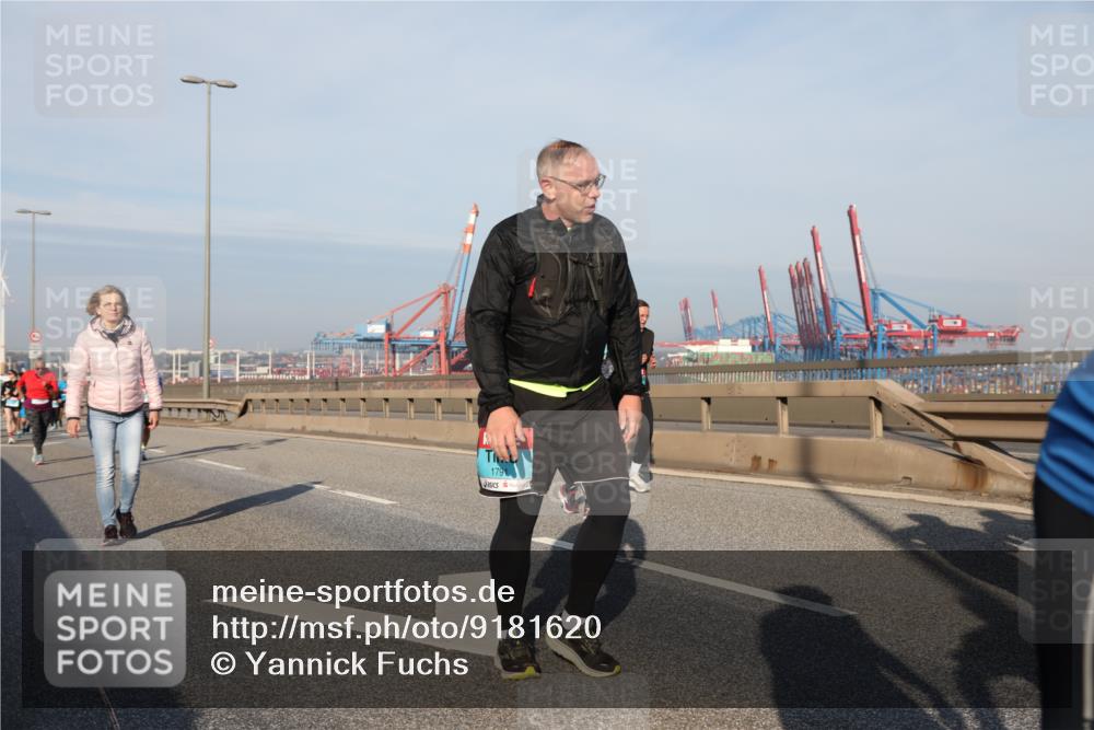 03.10.2025 - Köhlbrandbrückenlauf Yannick Fuchs http://msf.ph/oto/9181620 03.10.2025 08:57:29 Position 2 1791 meine-sportfotos.de