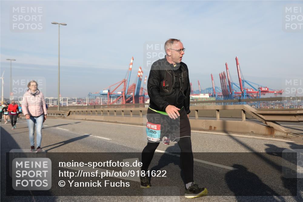 03.10.2025 - Köhlbrandbrückenlauf Yannick Fuchs http://msf.ph/oto/9181622 03.10.2025 08:57:29 Position 2 1791 meine-sportfotos.de