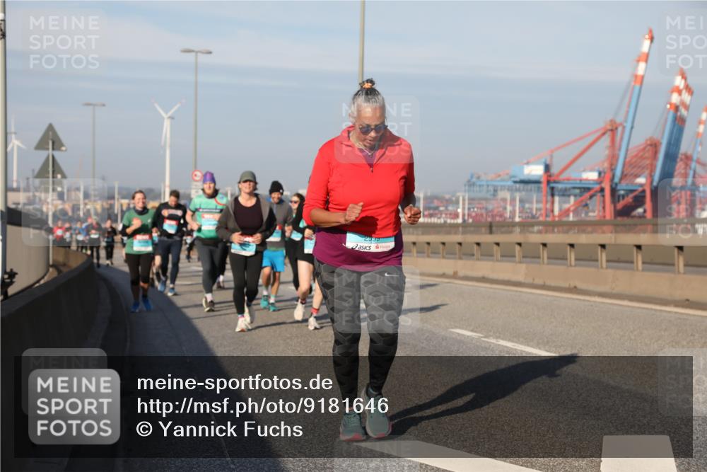 03.10.2025 - Köhlbrandbrückenlauf Yannick Fuchs http://msf.ph/oto/9181646 03.10.2025 08:57:36 Position 2  meine-sportfotos.de