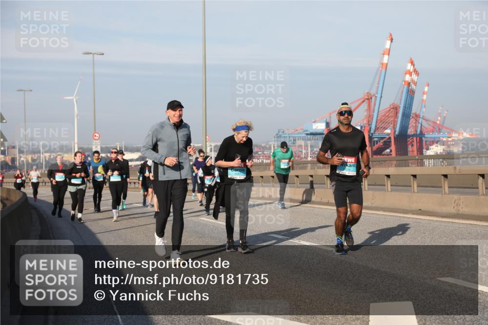 03.10.2025 - Köhlbrandbrückenlauf Yannick Fuchs http://msf.ph/oto/9181735 03.10.2025 08:57:49 Position 2 2557, 676 meine-sportfotos.de