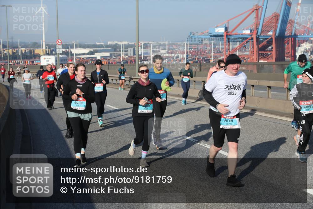 03.10.2025 - Köhlbrandbrückenlauf Yannick Fuchs http://msf.ph/oto/9181759 03.10.2025 08:57:54 Position 2 2967, 2966, 2023, 2693, 1896 meine-sportfotos.de