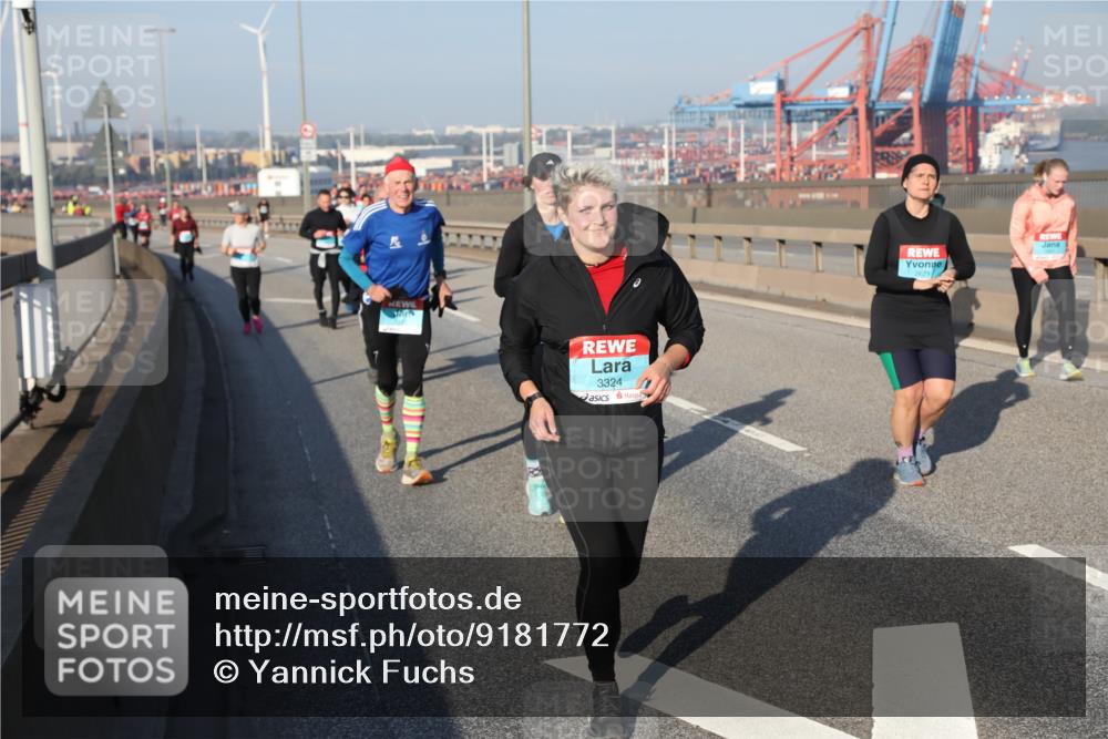 03.10.2025 - Köhlbrandbrückenlauf Yannick Fuchs http://msf.ph/oto/9181772 03.10.2025 08:57:58 Position 2 3324, 2621 meine-sportfotos.de