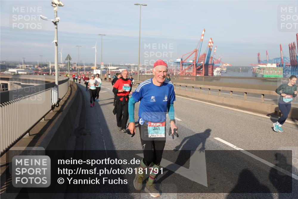 03.10.2025 - Köhlbrandbrückenlauf Yannick Fuchs http://msf.ph/oto/9181791 03.10.2025 08:58:01 Position 2 3510 meine-sportfotos.de