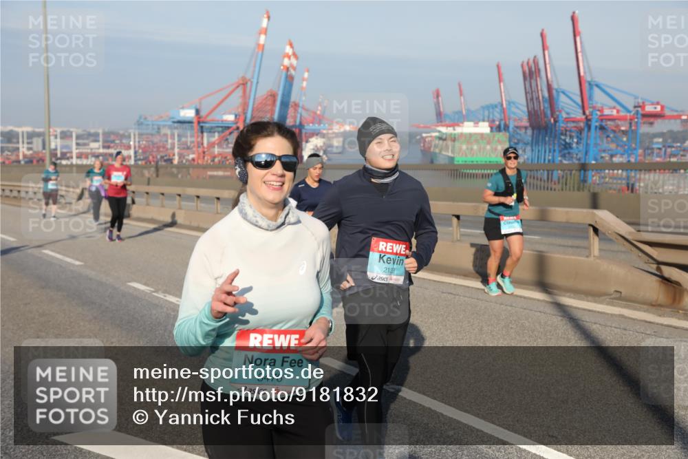 03.10.2025 - Köhlbrandbrückenlauf Yannick Fuchs http://msf.ph/oto/9181832 03.10.2025 08:58:08 Position 2 3476, 2133 meine-sportfotos.de