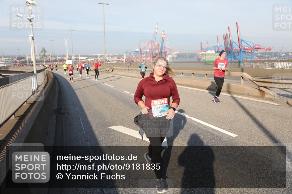03.10.2025 - Köhlbrandbrückenlauf Yannick Fuchs http://msf.ph/oto/9181835 03.10.2025 08:58:14 Position 2 2205 meine-sportfotos.de