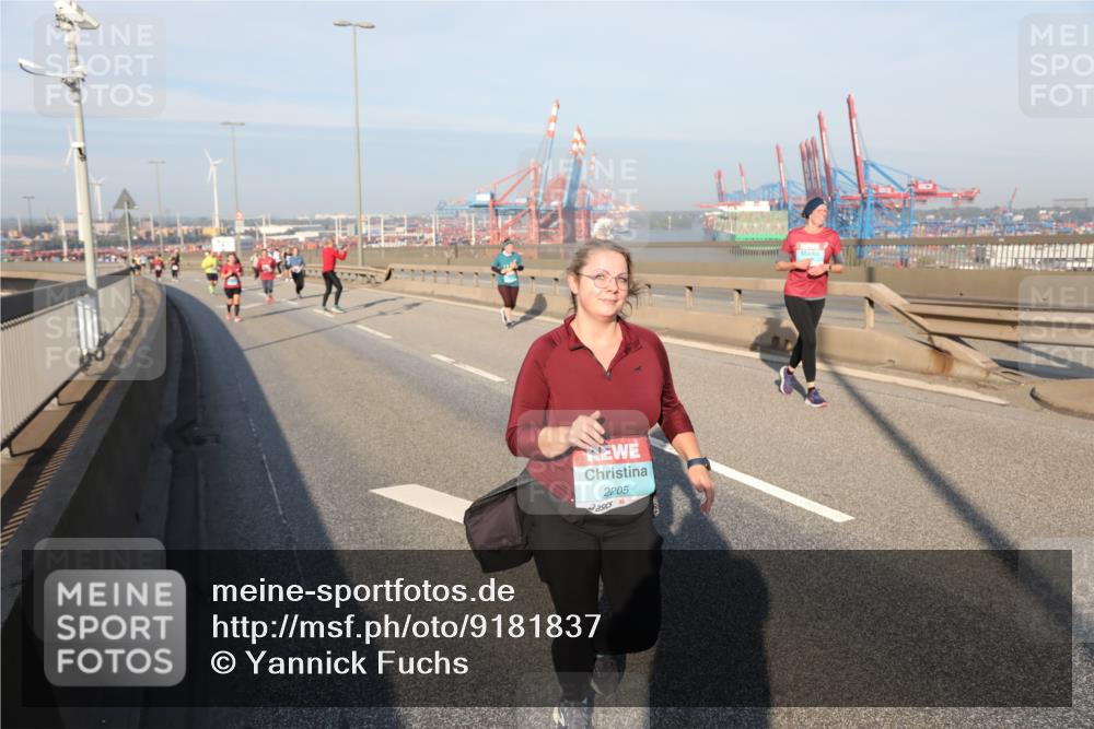 03.10.2025 - Köhlbrandbrückenlauf Yannick Fuchs http://msf.ph/oto/9181837 03.10.2025 08:58:14 Position 2 2205 meine-sportfotos.de