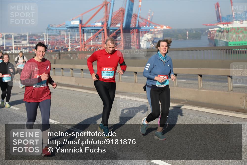 03.10.2025 - Köhlbrandbrückenlauf Yannick Fuchs http://msf.ph/oto/9181876 03.10.2025 08:58:25 Position 2 3019, 2321 meine-sportfotos.de