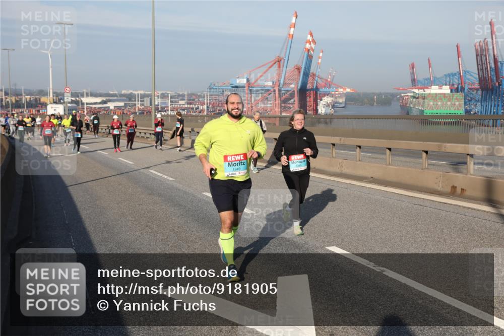 03.10.2025 - Köhlbrandbrückenlauf Yannick Fuchs http://msf.ph/oto/9181905 03.10.2025 08:58:28 Position 2 1949, 2385 meine-sportfotos.de