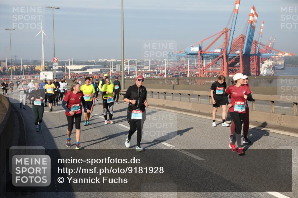 03.10.2025 - Köhlbrandbrückenlauf Yannick Fuchs http://msf.ph/oto/9181928 03.10.2025 08:58:37 Position 2  meine-sportfotos.de