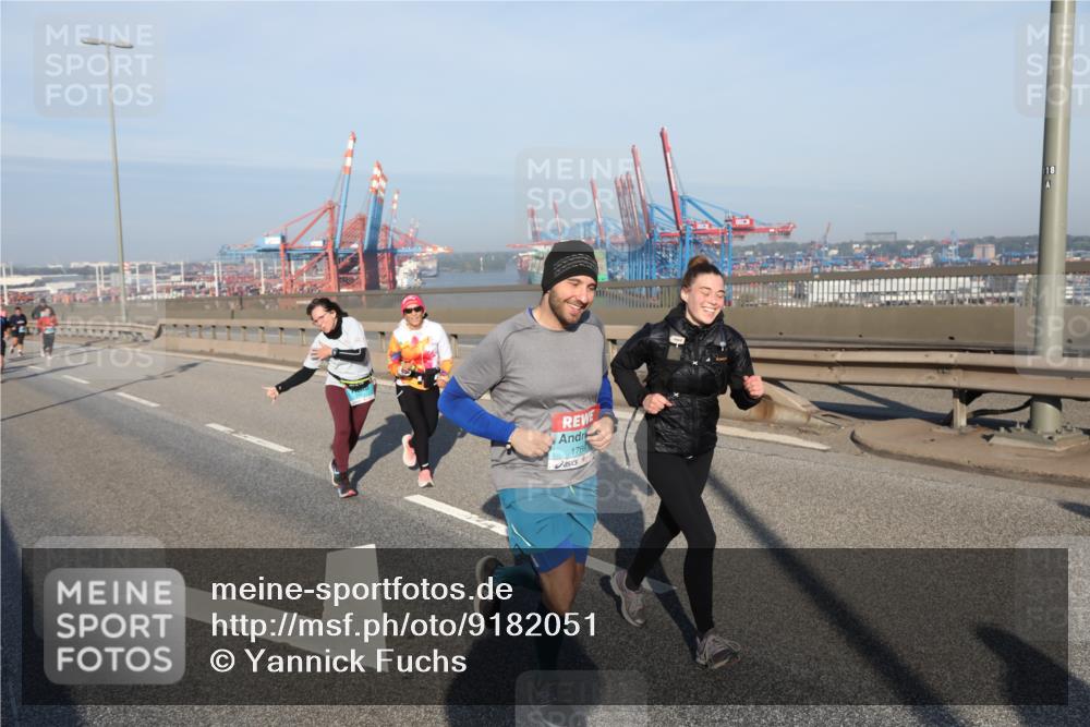 03.10.2025 - Köhlbrandbrückenlauf Yannick Fuchs http://msf.ph/oto/9182051 03.10.2025 08:58:56 Position 2 1769, 18 meine-sportfotos.de