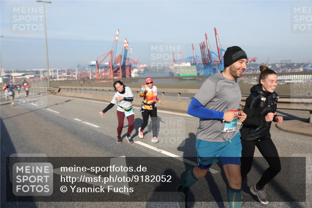 03.10.2025 - Köhlbrandbrückenlauf Yannick Fuchs http://msf.ph/oto/9182052 03.10.2025 08:58:56 Position 2 176 meine-sportfotos.de
