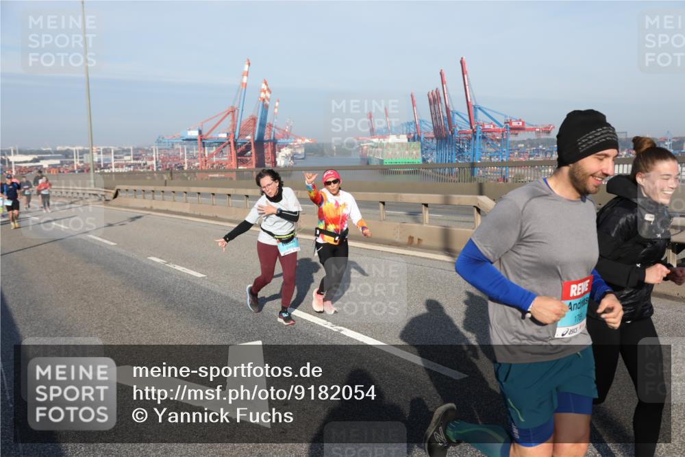 03.10.2025 - Köhlbrandbrückenlauf Yannick Fuchs http://msf.ph/oto/9182054 03.10.2025 08:58:56 Position 2  meine-sportfotos.de