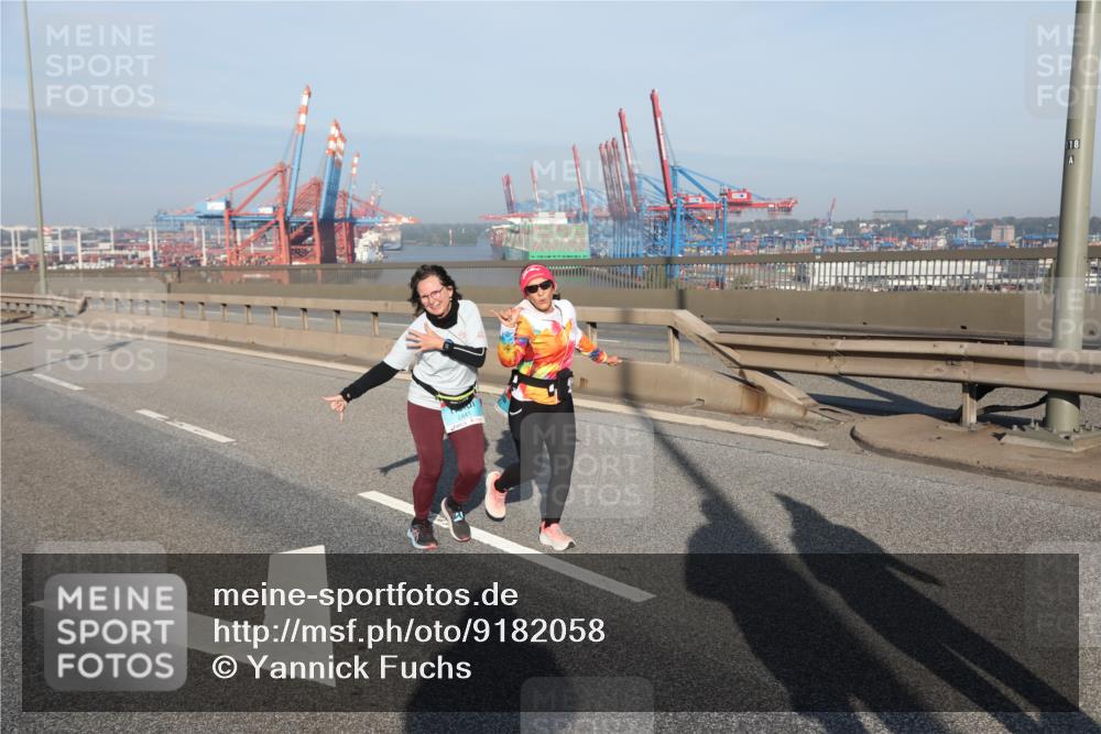 03.10.2025 - Köhlbrandbrückenlauf Yannick Fuchs http://msf.ph/oto/9182058 03.10.2025 08:58:57 Position 2 118 meine-sportfotos.de