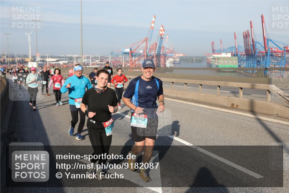 03.10.2025 - Köhlbrandbrückenlauf Yannick Fuchs http://msf.ph/oto/9182087 03.10.2025 08:59:04 Position 2 2973 meine-sportfotos.de